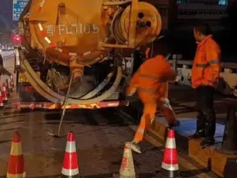西安管道疏通 马桶疏通 清理化粪池 清洗油烟机