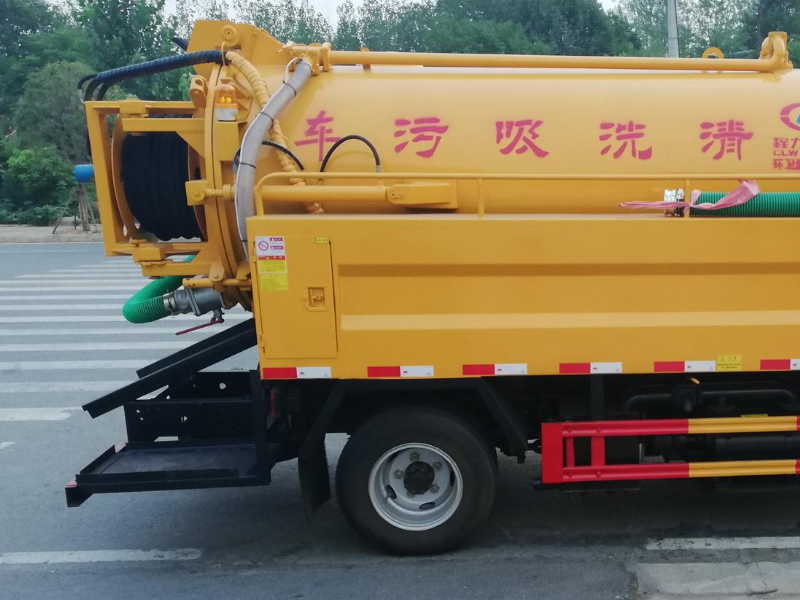 西安修水龙头，取断丝，卫生间除臭，换阀门角阀，软管