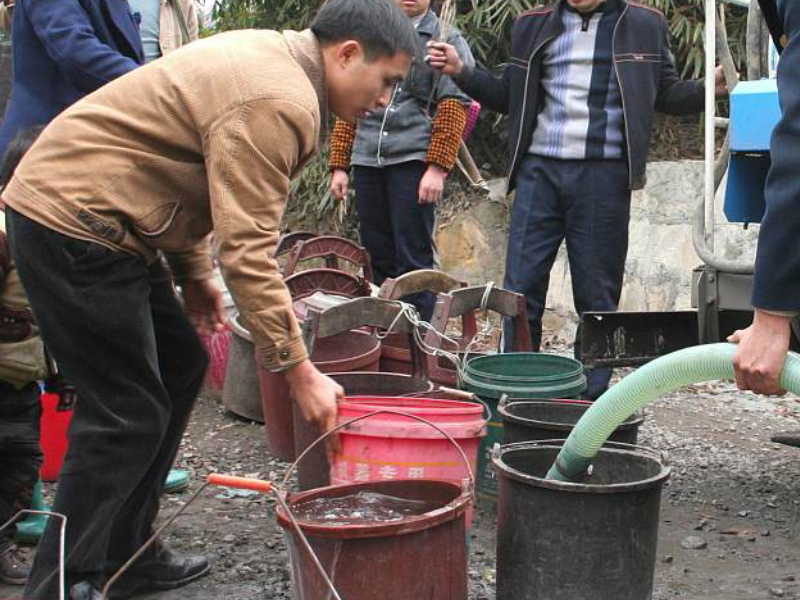 西环城路 春城大街 西安广场通下水 修坐便 马桶
