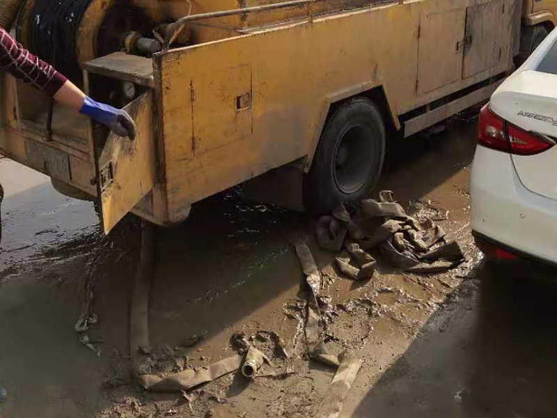 西安上门疏通马桶 西安取断丝