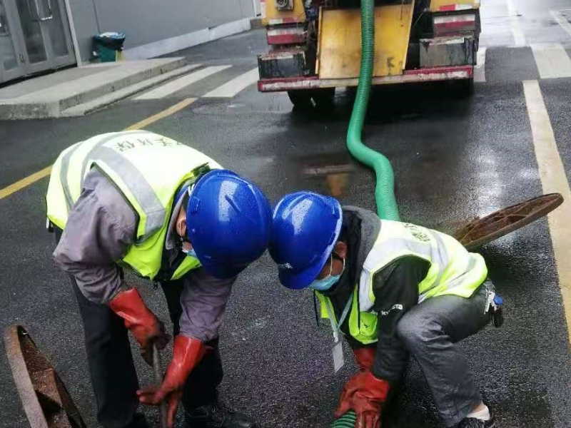 西安市环城南路东大街下水道疏通