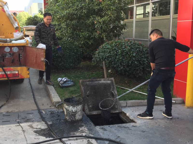 芙蓉桥 西安桥 建设街通下水 修马桶 掏通马葫芦井