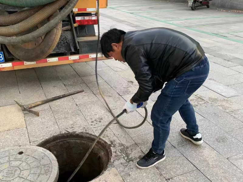 西安周边高陵径渭工业园草摊临潼清理化粪池高压清洗